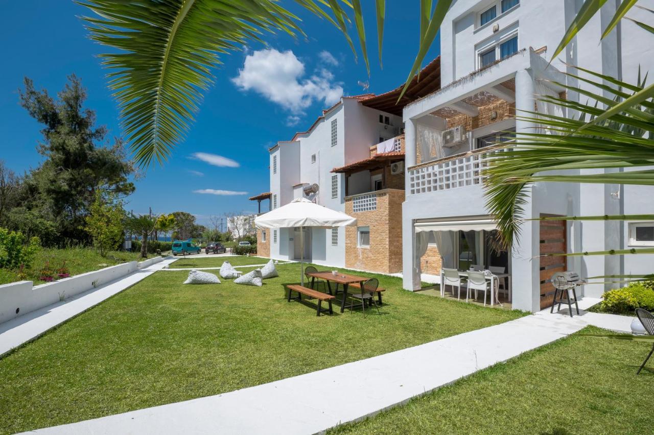 Sunset Villas Posidi Eksteriør bilde