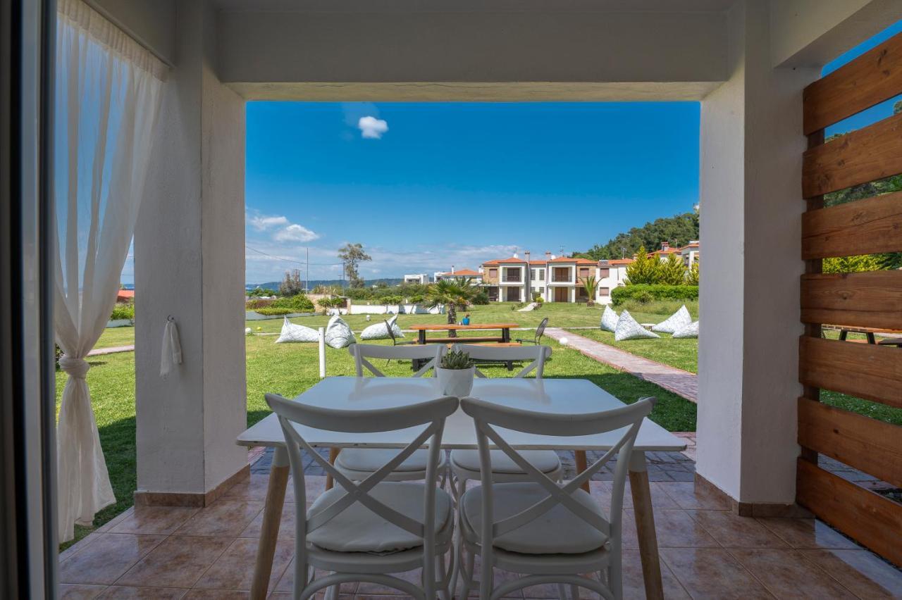 Sunset Villas Posidi Eksteriør bilde
