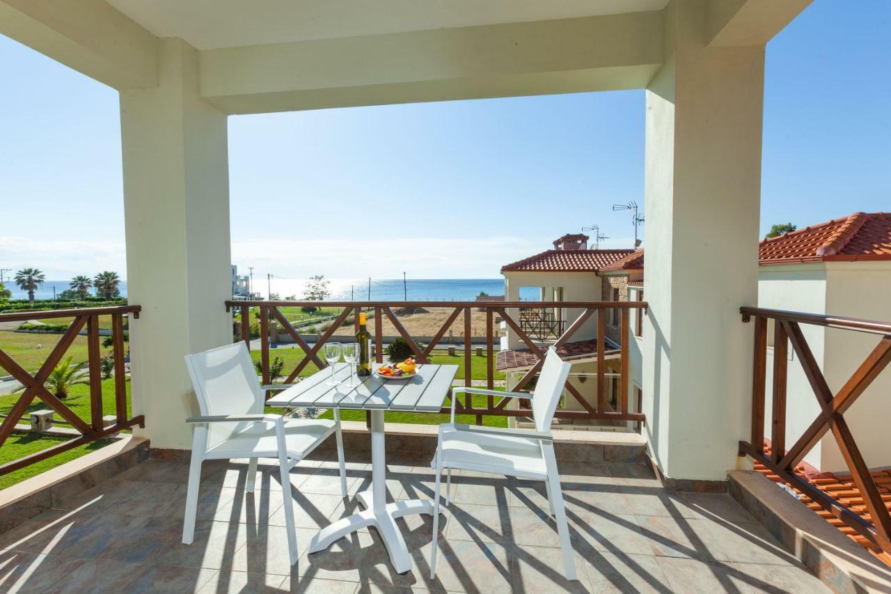 Sunset Villas Posidi Eksteriør bilde